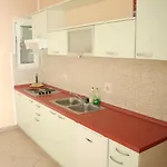 Apartment With Swimming Pool - 4166 *