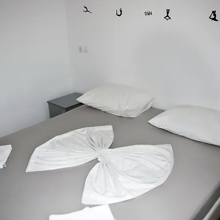With Swimming Pool - 4166 Apartment Sibenik