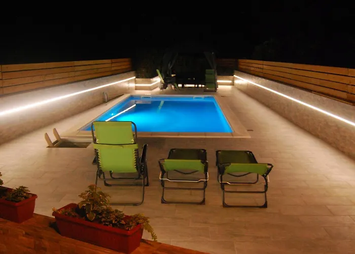 With Swimming Pool - 4166