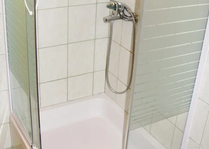 דירה With Swimming Pool - 4166