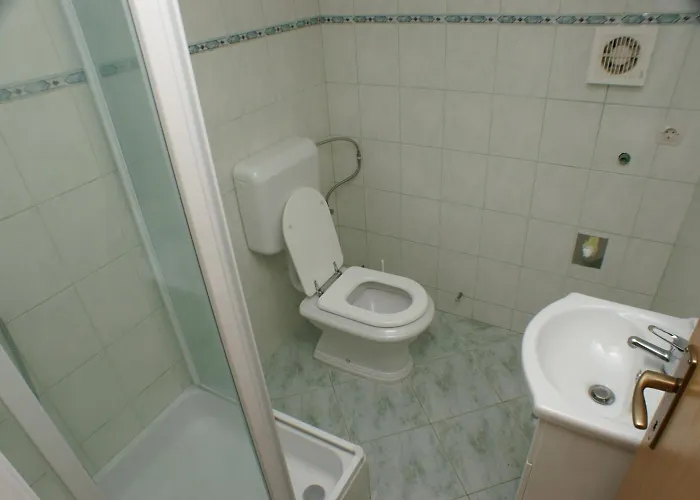 With Swimming Pool - 4166 דירה